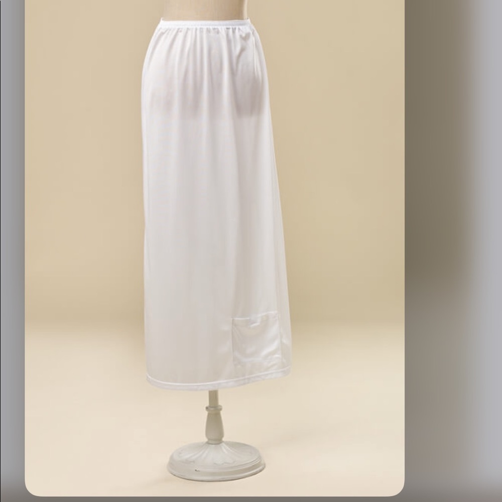 White Elegance Half Slip